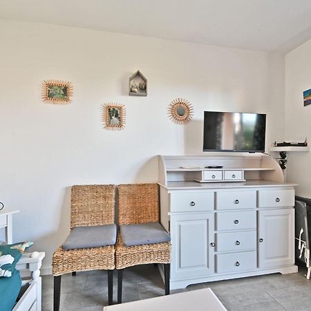 Le Petit Bonheur - Place Parking Privee - Clim - Terrasse - Piscine Partagee - Proche Parc Spirou Saint-Saturnin-les-Avignon ภายนอก รูปภาพ